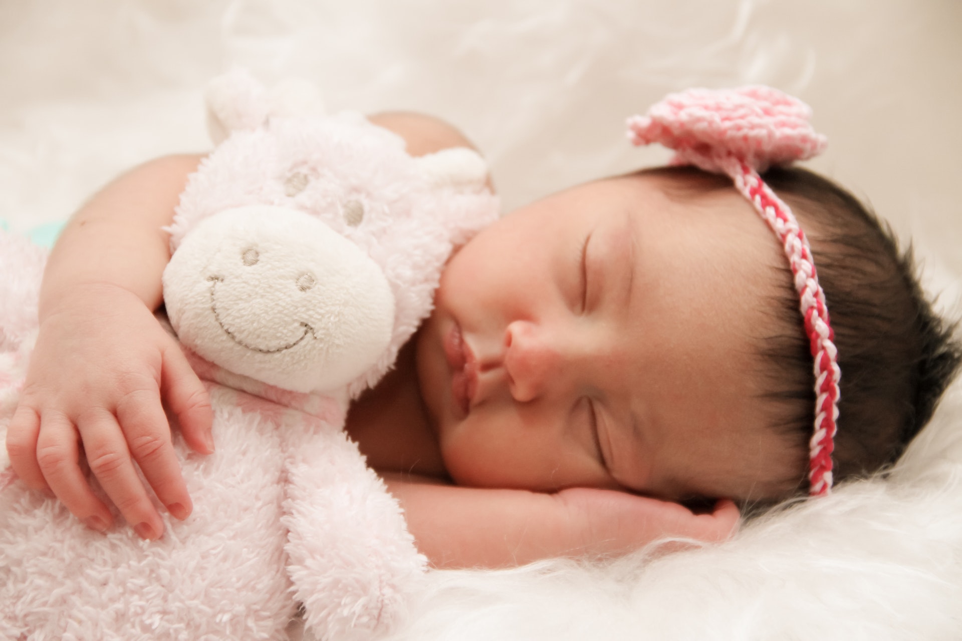 Infant Exposure to Brief Auditory Cues Can Support Language Development - Vimarsana News