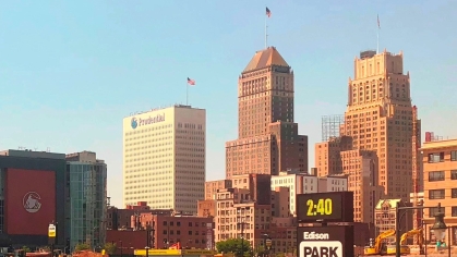 newark.skyline.daylight